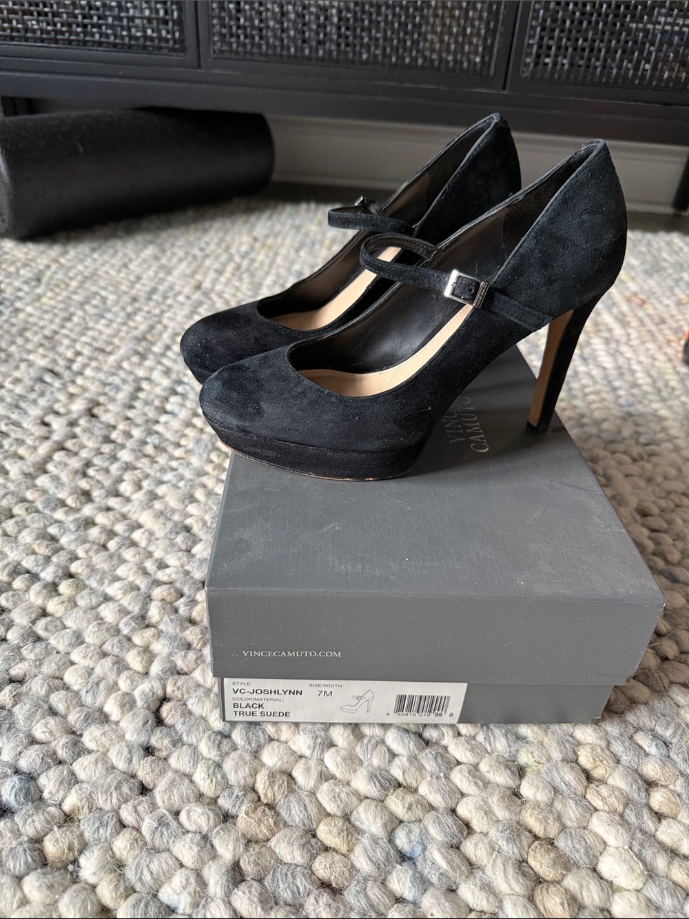 Vince Camuto Black Suede Mary Jane Pumps size 7
